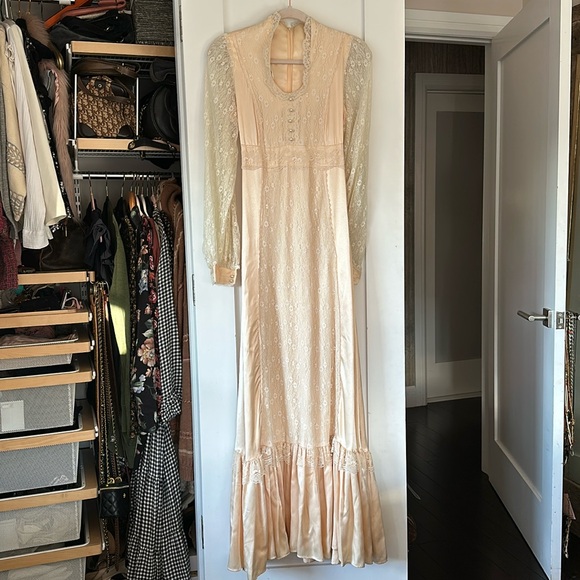 Gunne Sax Dresses & Skirts - Gunne Sax Lace Satin Panel Long Sleeve Prairie Maxi Dress